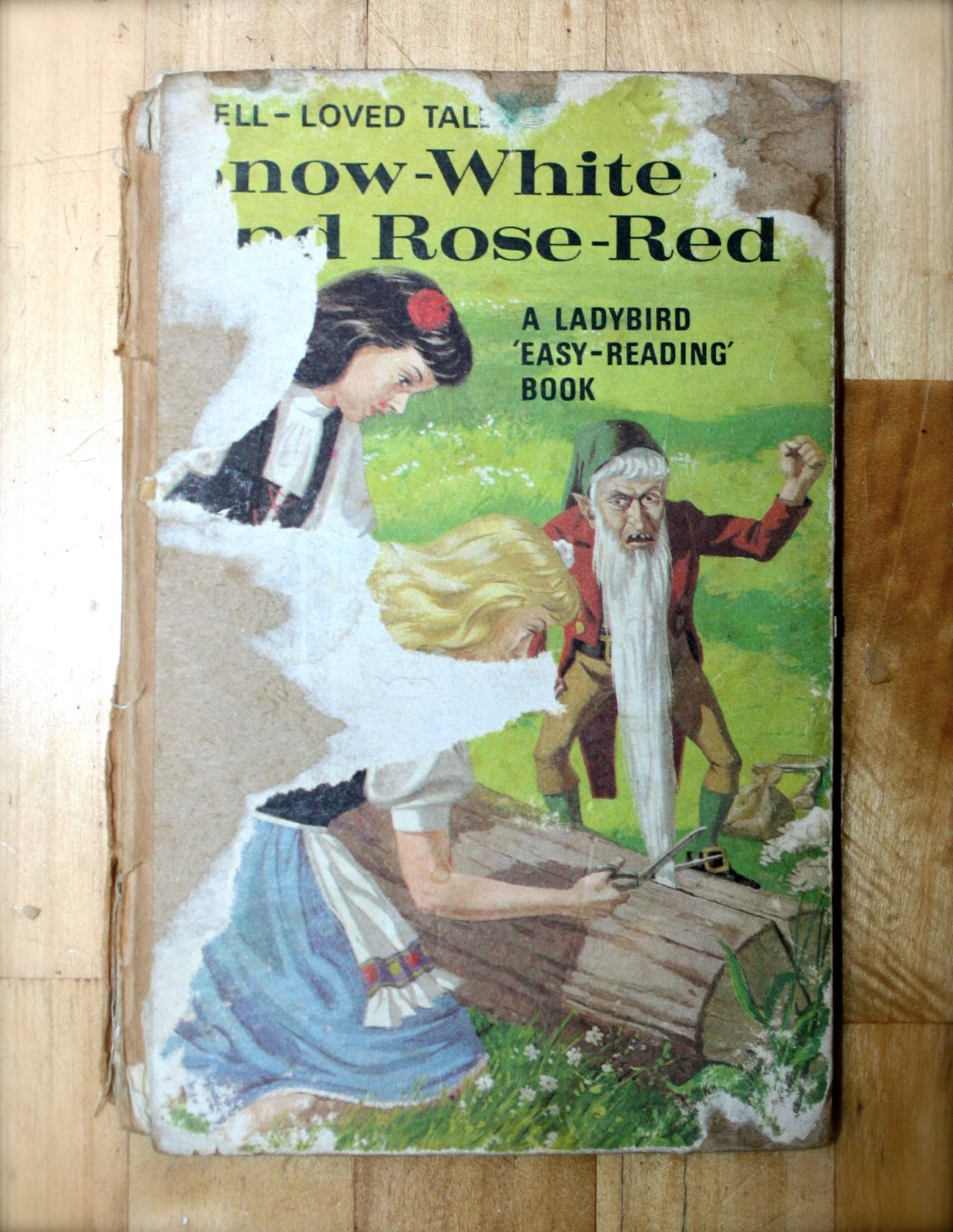 Ladybird Tuesday "WellLoved Tales", SnowWhite & RoseRed Mrs Fox