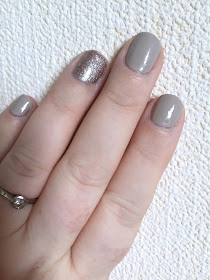 Essie Sand Tropez with rose gold accent nail