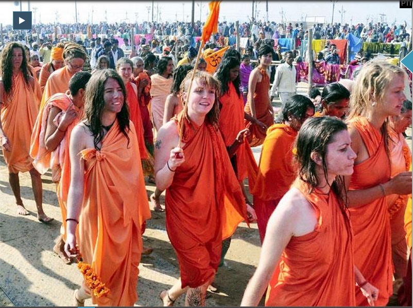 Around 2500 foreigners adopted Sanathan Dharma at Kumbh