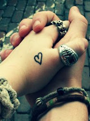 hands romantic holding couples profile together