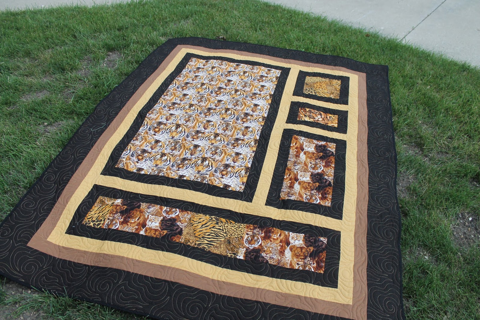 sunshine-sews-animal-print-quilt