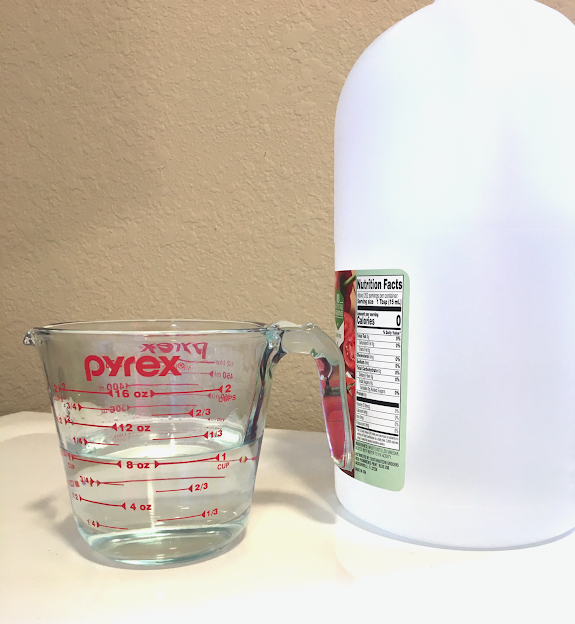 Measuring cup with vinegar