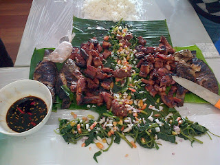 Boodle fight lunch at Office