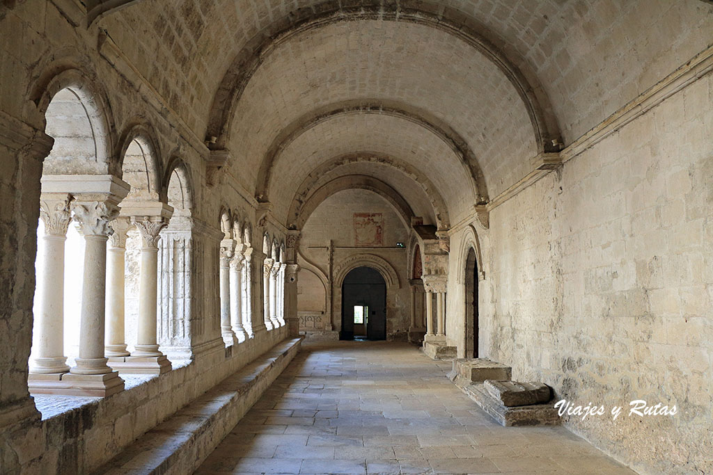 Claustro de la Abadía de Montmajour, Francia