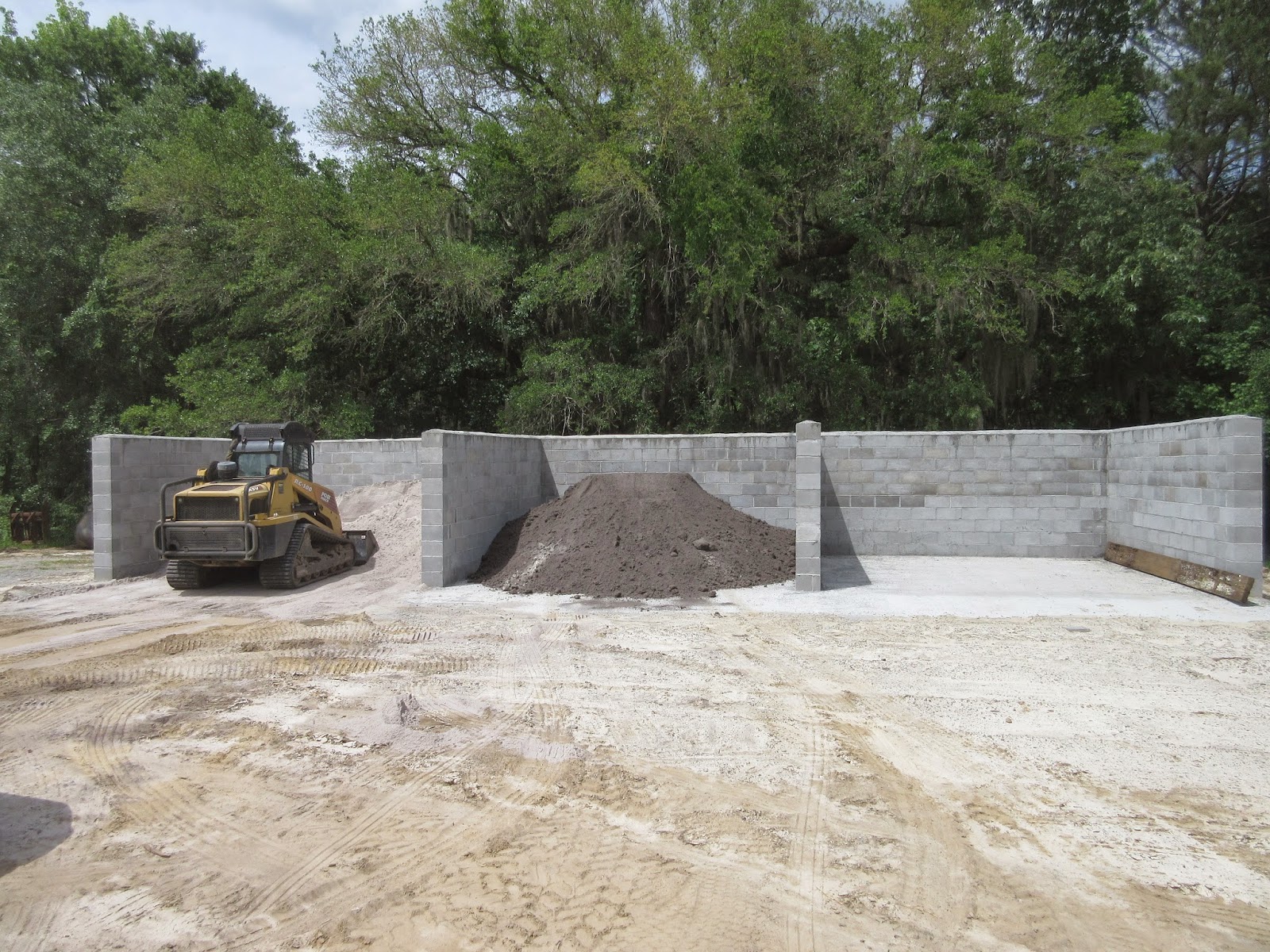 Brays Island Plantation Greens Renovation Material Storage Bins