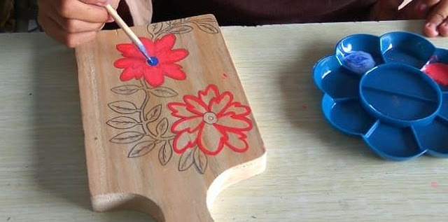 Bagaimana Cara Menerapkan Ragam Hias Pada Bahan Kayu Penerapan Ragam Hias Pada Bahan Tekstil Pdf Free