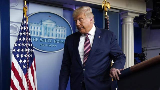 Trump Bicara kepada Penasihatnya, Akui Bahwa Dia Kemungkinan Tidak Menang Trump Bicara kepada Penasihatnya, Akui Bahwa Dia Kemungkinan Tidak Menang