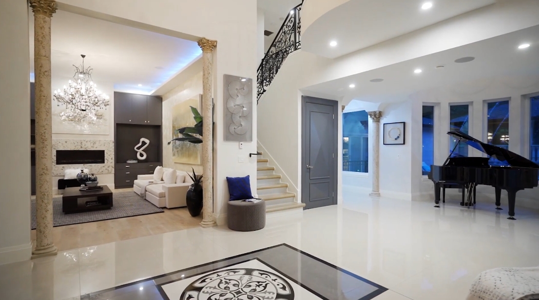 58 Interior Design Photos vs. 13988 34 Ave, Surrey, BC Luxury Mansion Tour