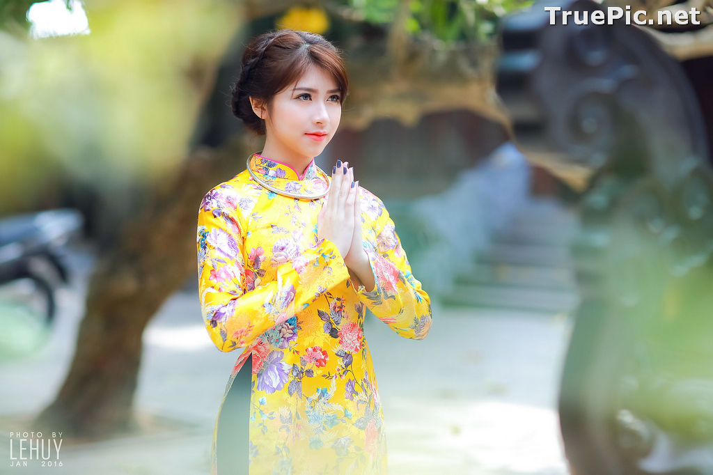 Image The Beauty of Vietnamese Girls with Traditional Dress (Ao Dai) #5 - TruePic.net - Picture-72