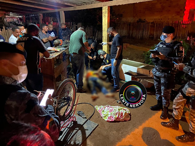 Monitorado por tornozeleira eletrônica é executado a tiros enquanto consertava bicicleta na zona sul - VÍDEO