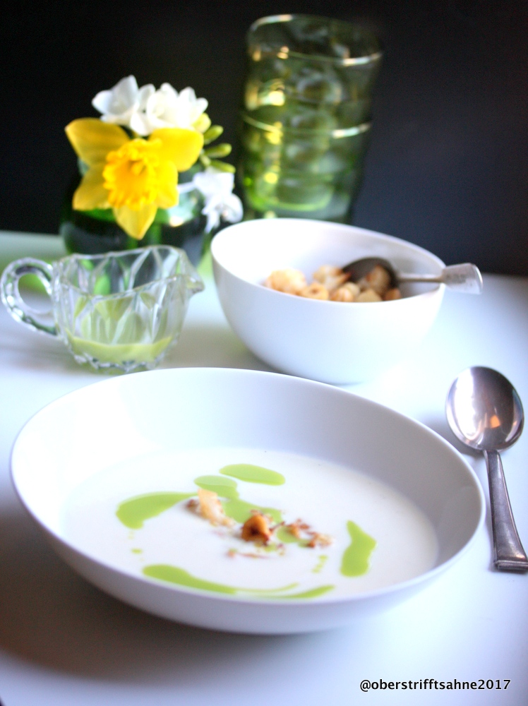 Kleine Wochenend-Reise und zum Abend cremige Blumenkohlsuppe... Kleine Wochenend-Reise und zum Abend cremige Blumenkohlsuppe...