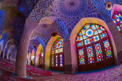 como-fotografiar-el-interior-de-una-mezquita