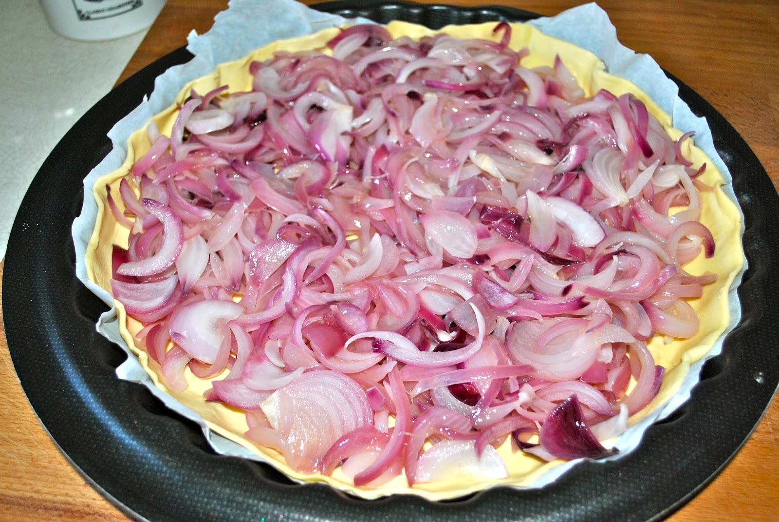to my french cuisine ! Red onions pie from my cupboard (tarte