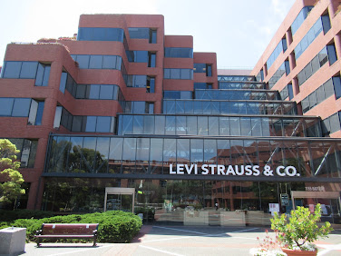 Adventures in Weseland: Levi's Plaza Park