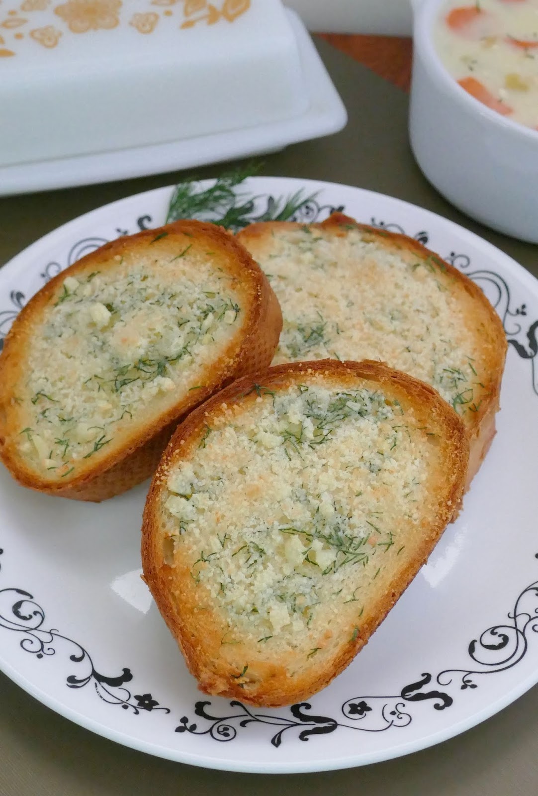 Parmesan Dill Garlic Bread Recipe