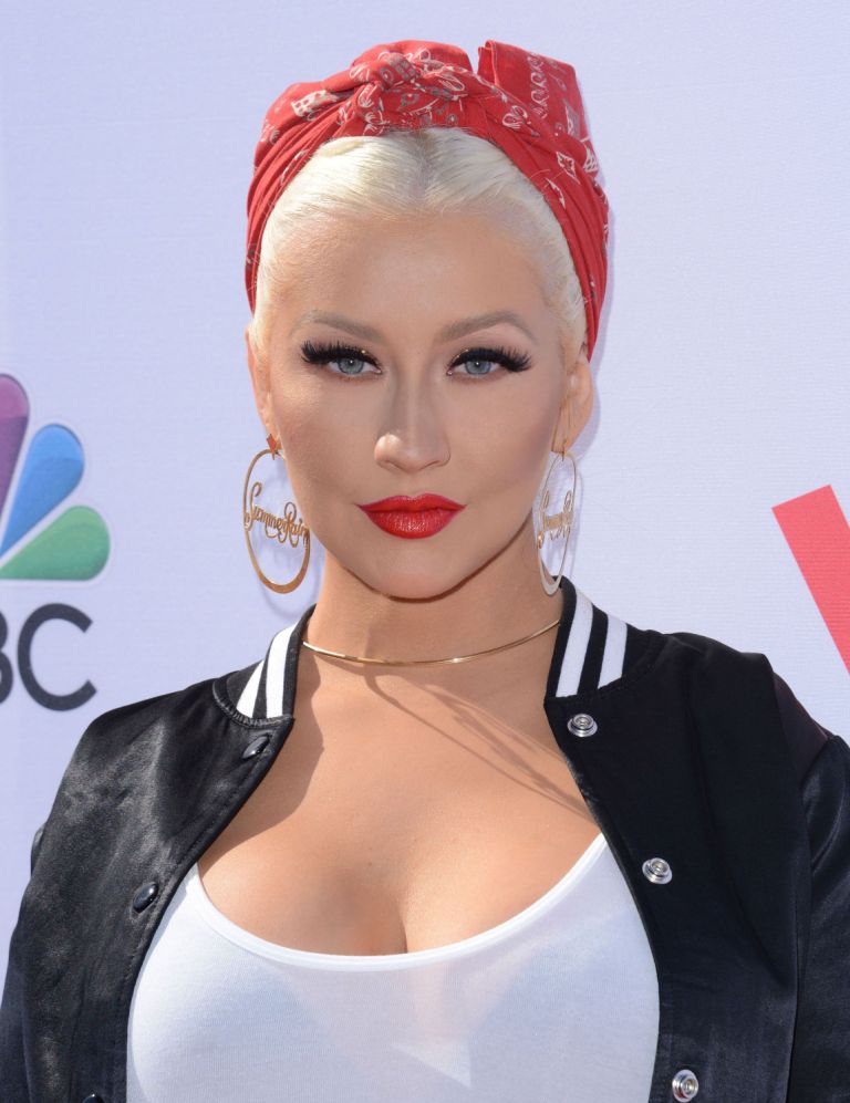 Christina Aguilera Looking Hot At The Voice Karaoke For Charity In West