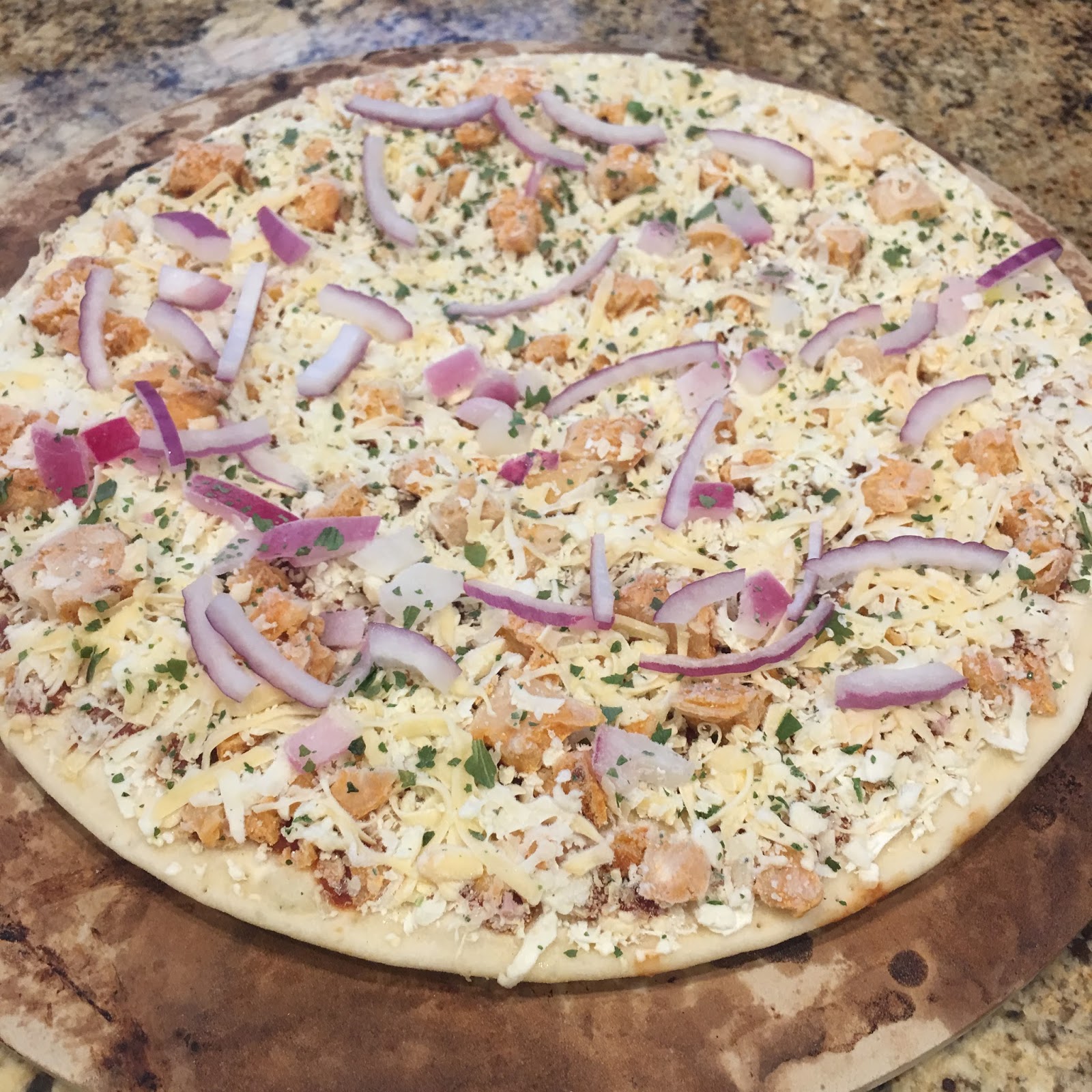 GREAT EATS HAWAII CALIFORNIA PIZZA KITCHEN BBQ CHICKEN PIZZA