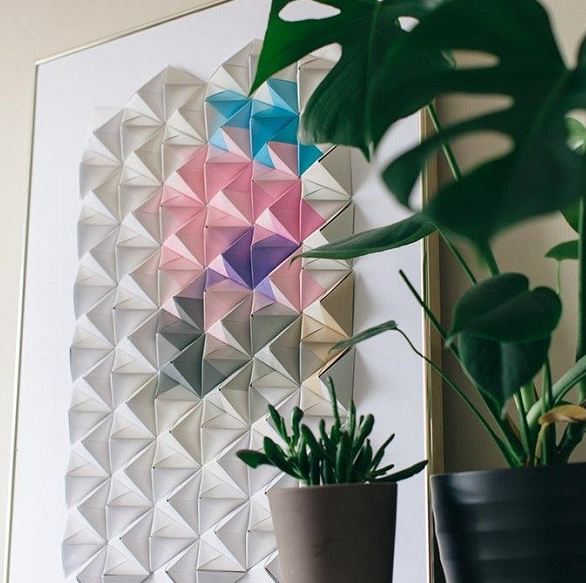 Hiasan Dinding Kamar dari Kertas Origami