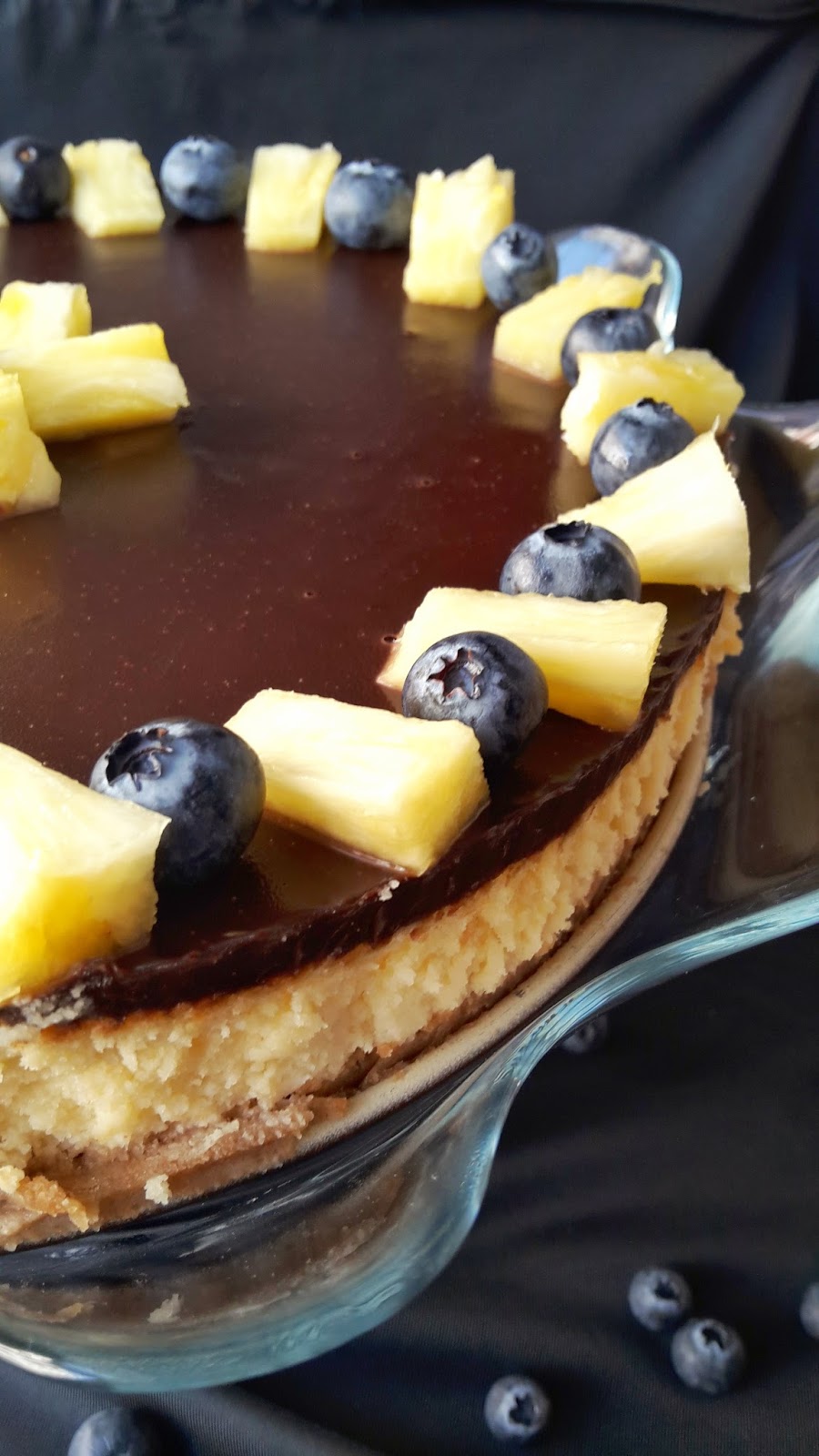 Nutellalı Bitter Çikolatalı Cheesecake Nutellalı Bitter Çikolatalı Cheesecake