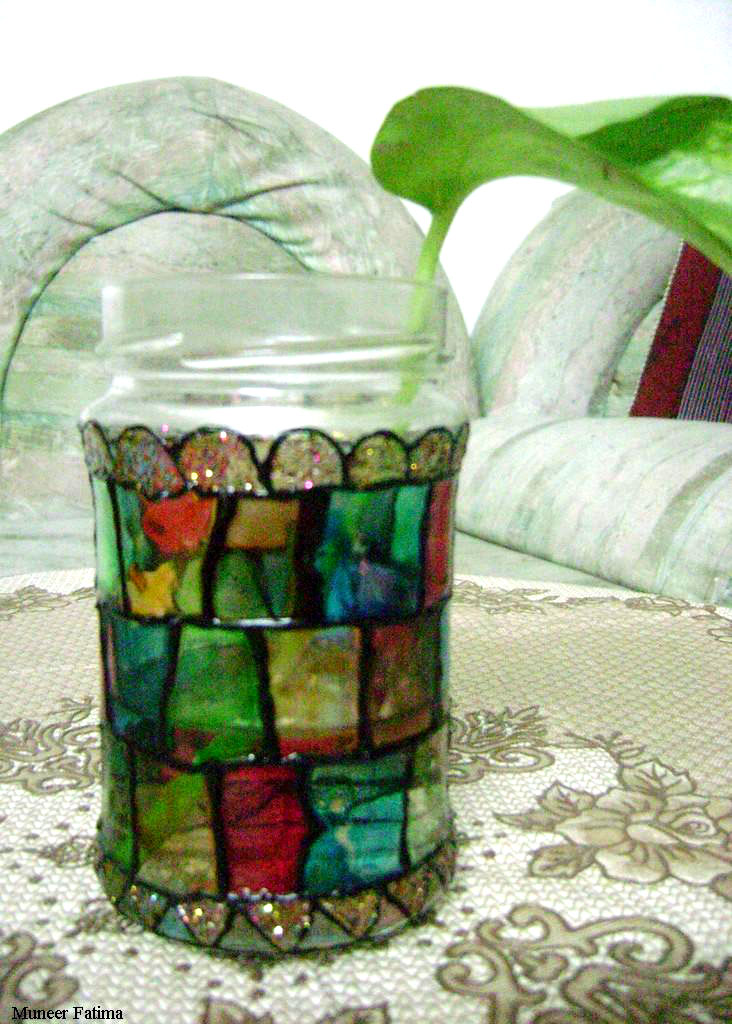 Innovative Handicrafts Simple and decorative Glass bottle painting