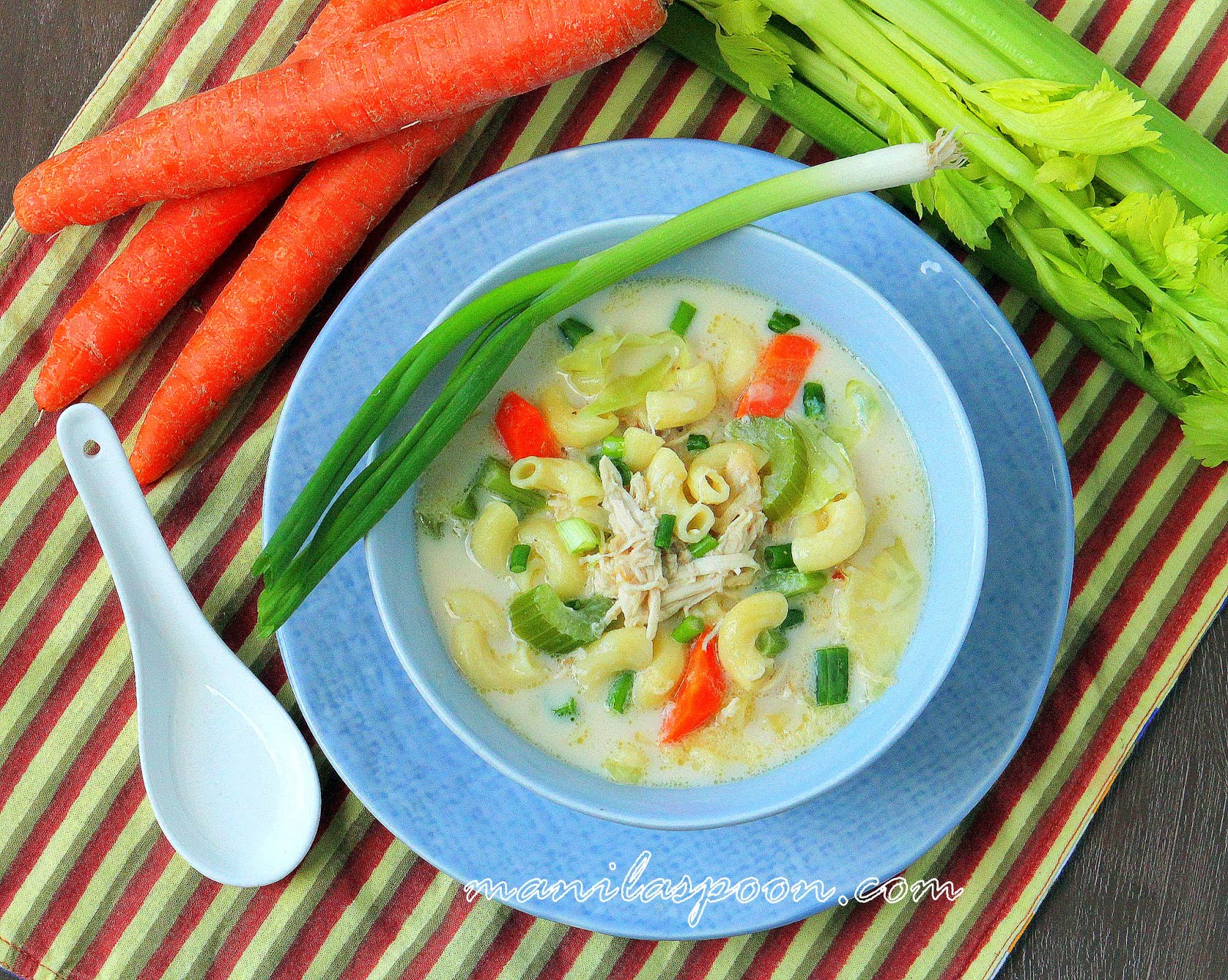 Куриный суп с макаронами