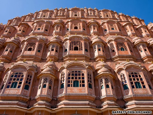 Jaipur's palatial purdah pad