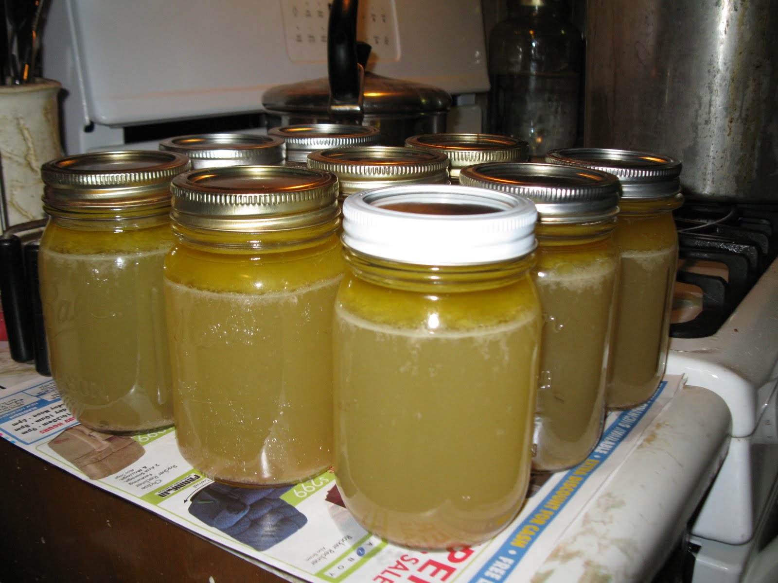 Simply Homemaking Canning Chicken