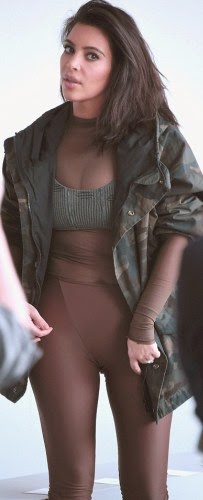 259EE33300000578 2951768 image a 7 1423794102108 Let's talk about the bizarre outfit Kim wore to Kanye's fashion show