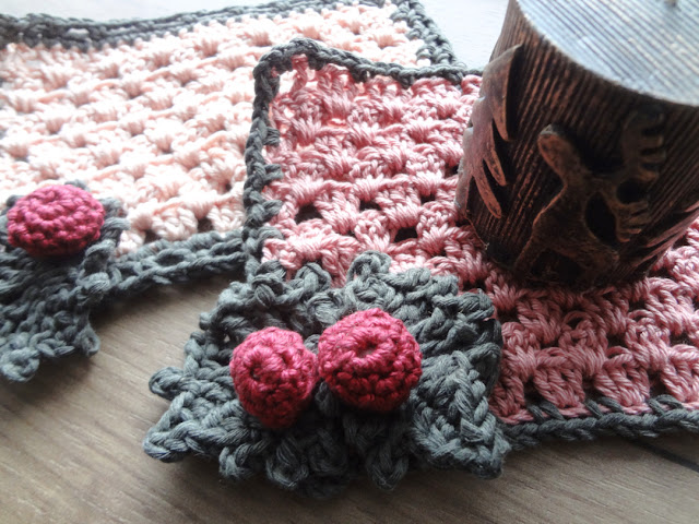 Festive Granny Stripe Coasters - free pattern