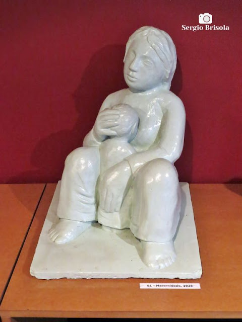 Close-up da Escultura Maternidade - Museu Lasar Segall - São Paulo
