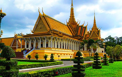 The modern royal palace at Phnom Penh Sisowath Quai