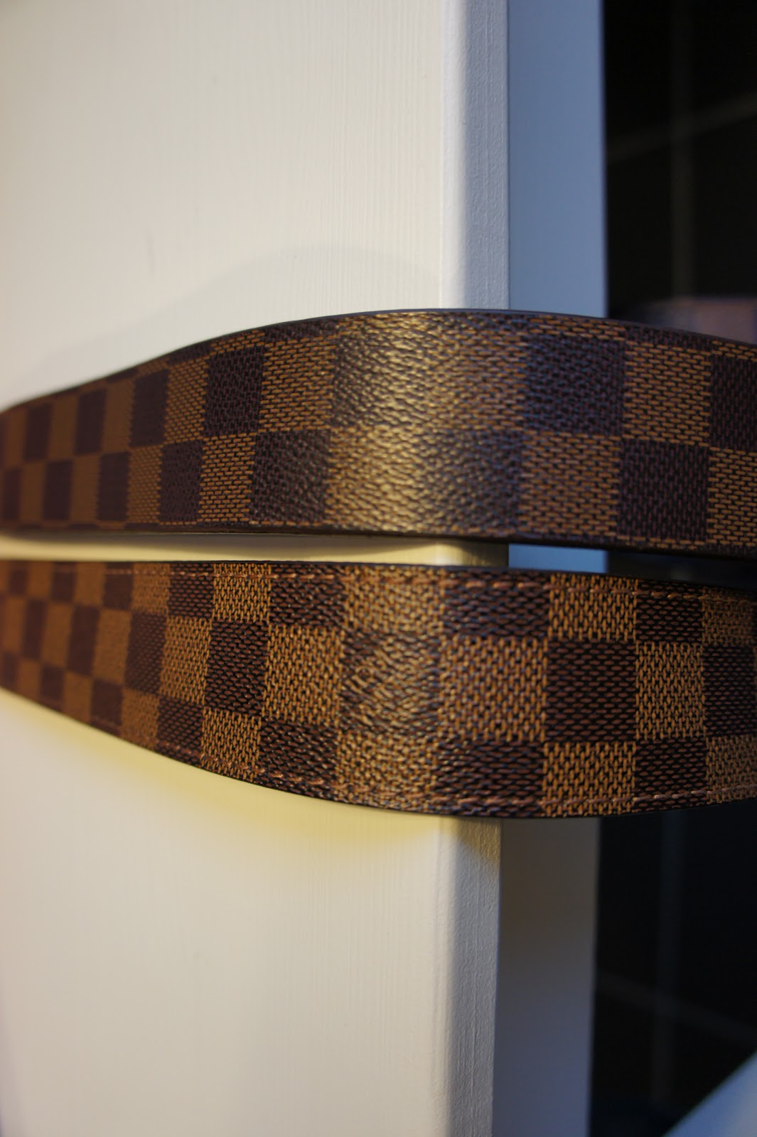 how to authenticate louis vuitton belt