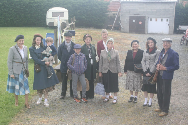 Crinolines et Cie au 75ème anniversaire du débarquement en Normandie