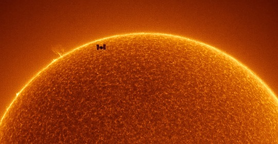 NASA Releases Incredible Photo of ISS Passing Across the Sun