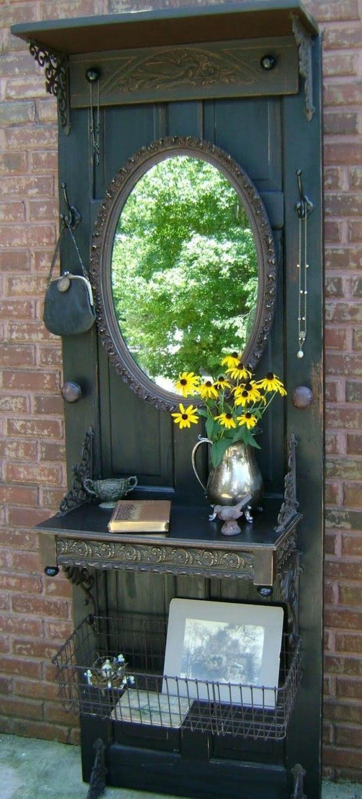 33 Artistic and Practical Repurposed Old Door Ideas Do it yourself