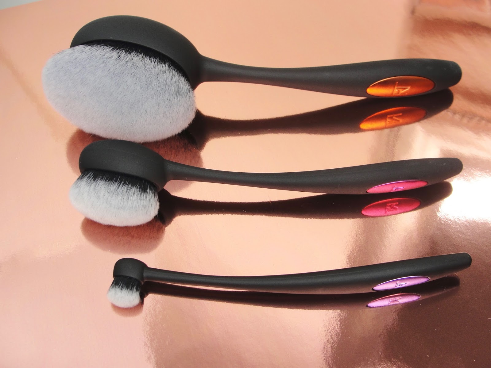 REAL TECHNIQUES Blend + Blur Brush Review