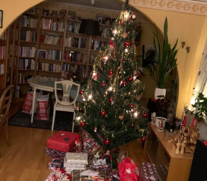 Mina skrivna ord Julgranen är klädd
