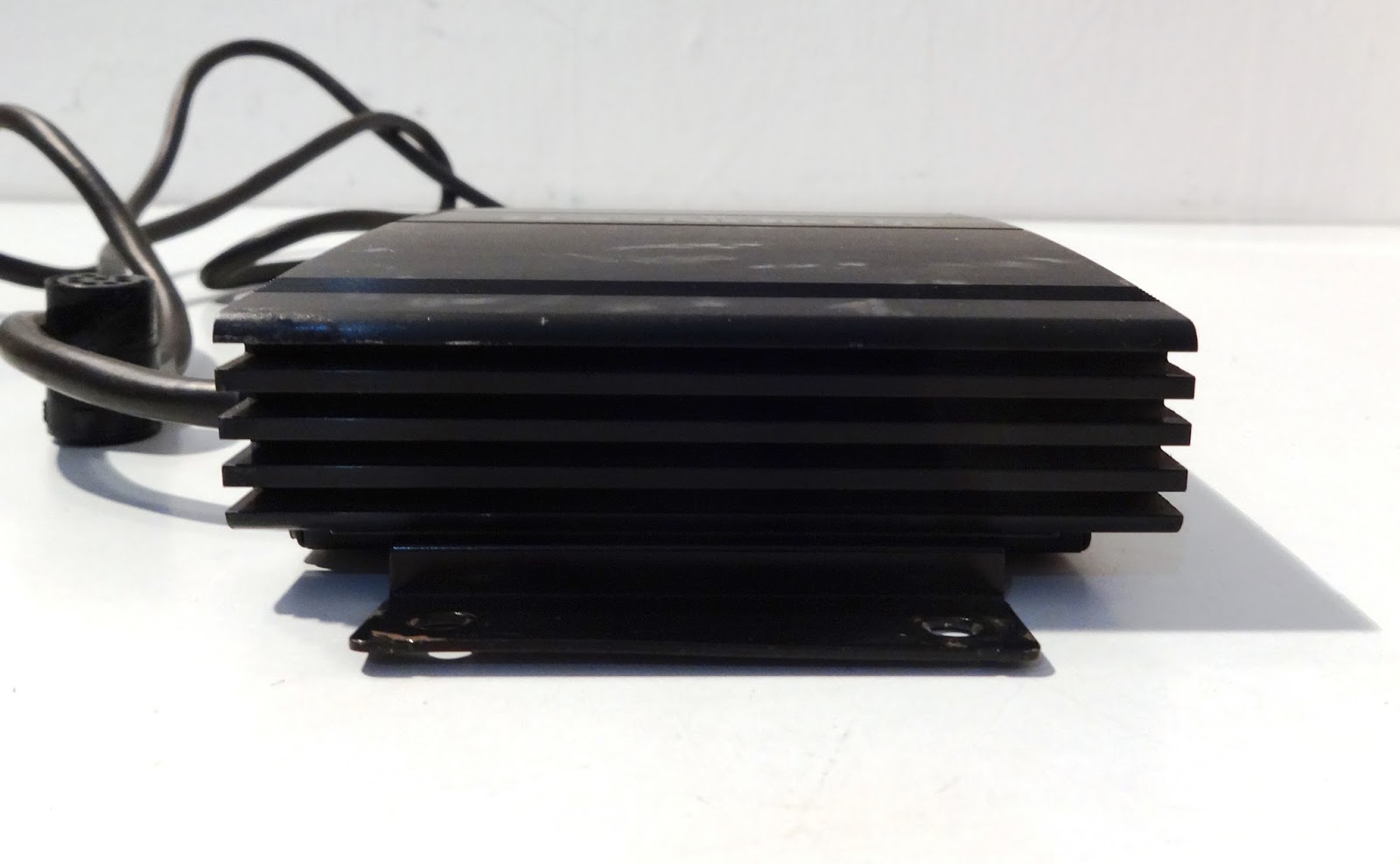 mircogarau: Power amplifier Pioneer GM-600 vintage old school auto car