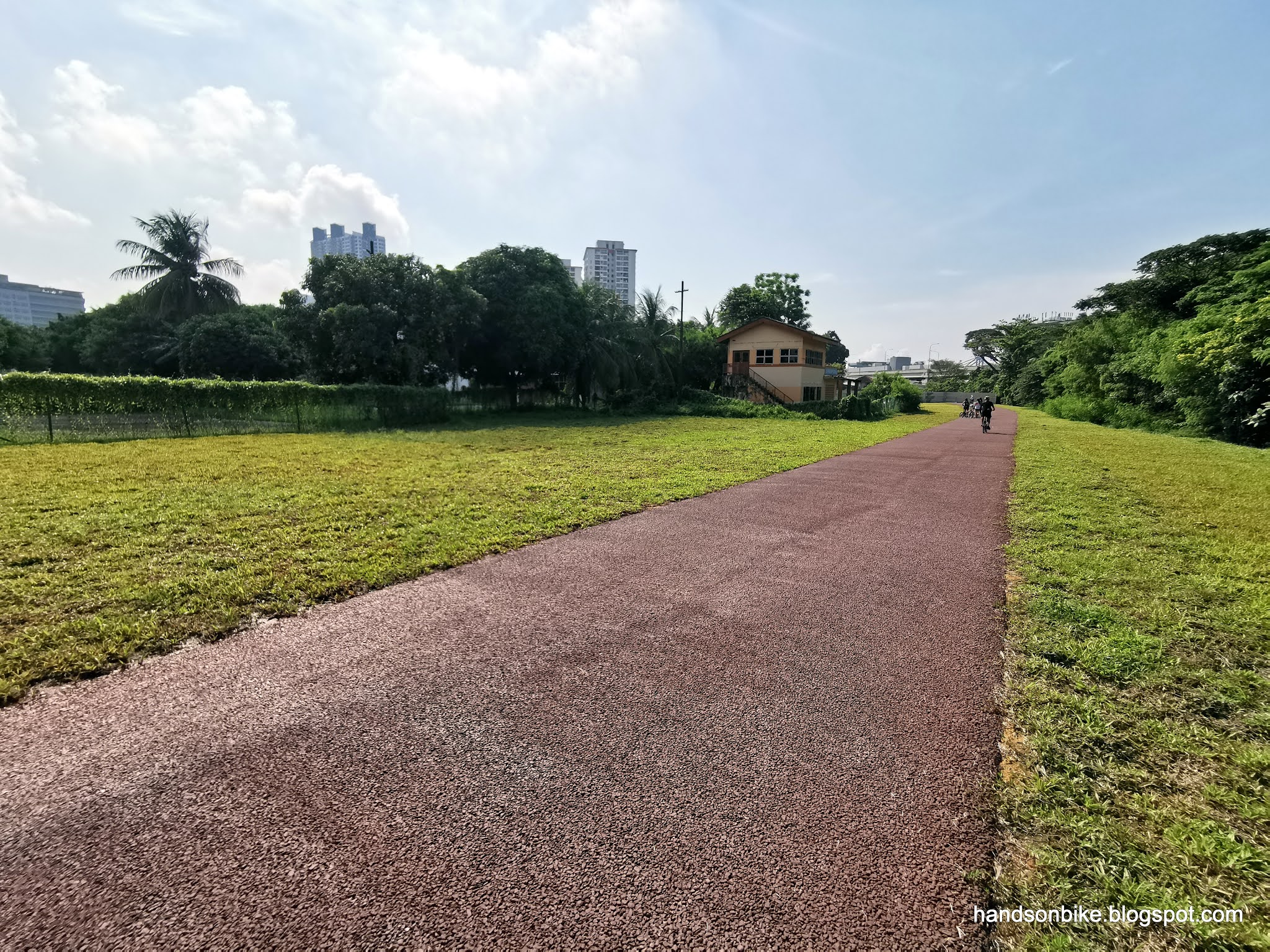 Hands On Bike Green Corridor Cycling Guide April 2021