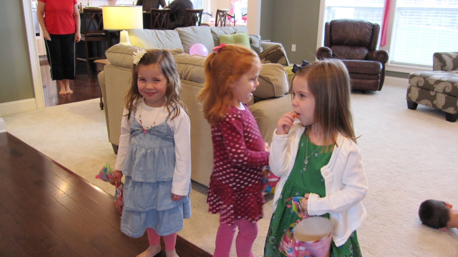 A Paisley Day: Hello Kitty 4th Birthday Party