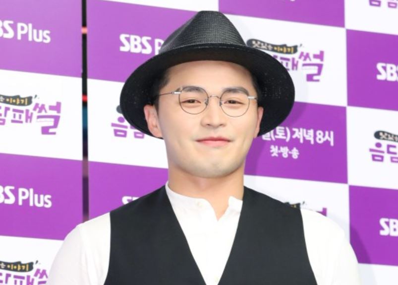 Microdot reveals his parents were deported to New Zealand after ...