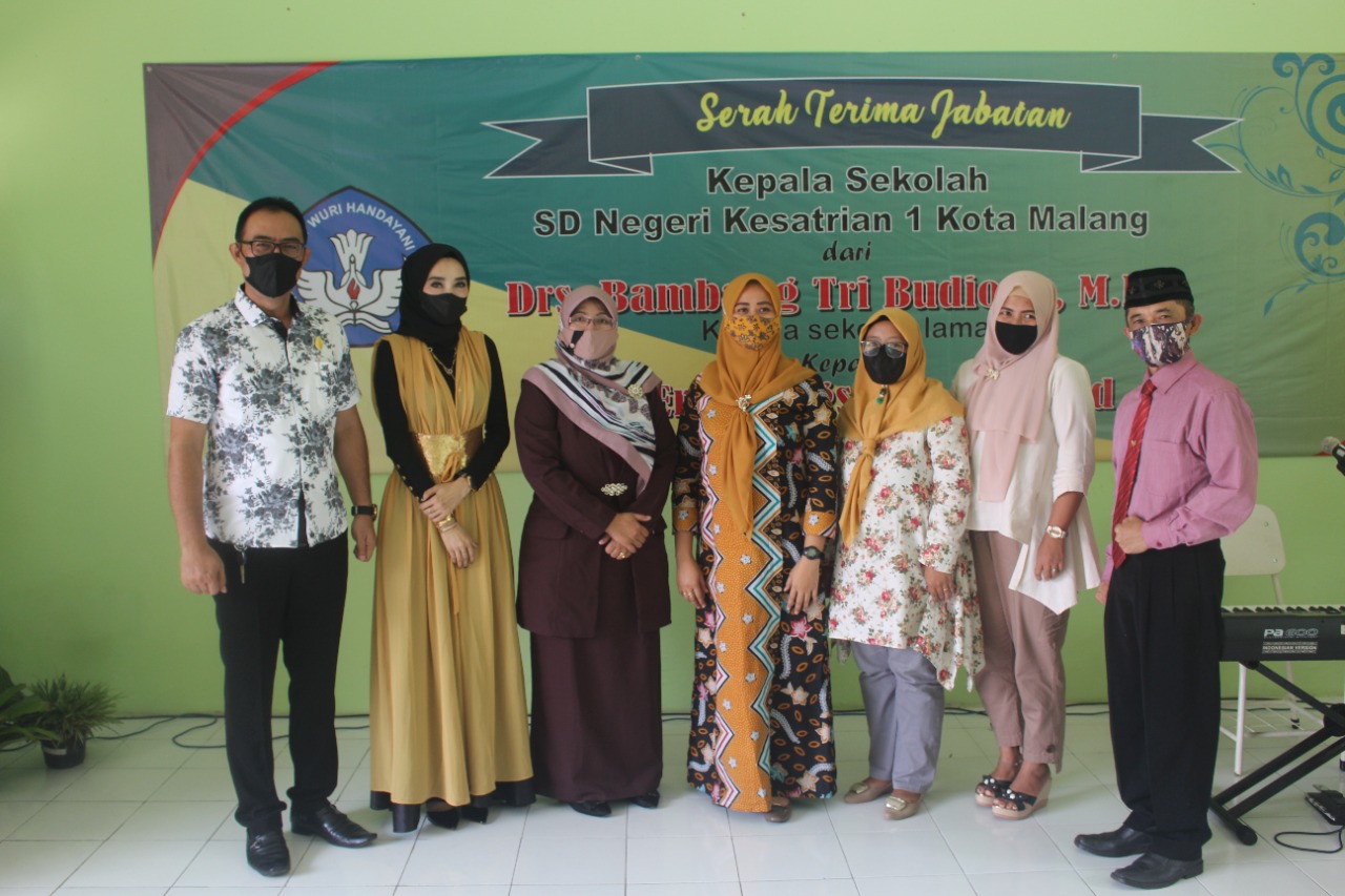 SDN KESATRIAN 1: Serah Terima Jabatan Kepala Sekolah