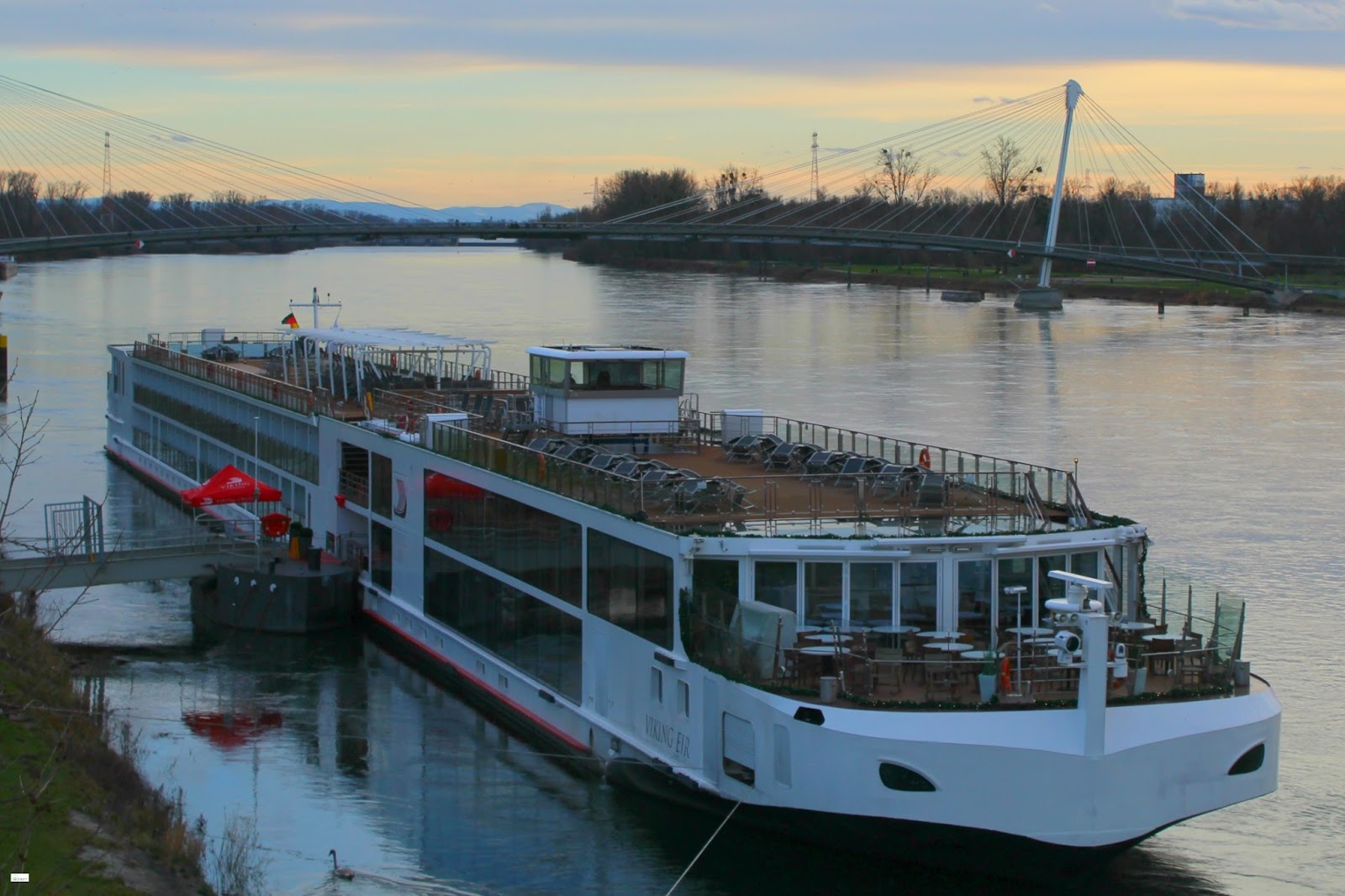 Viking Eir (Viking River Cruise) Ship Review Caravan