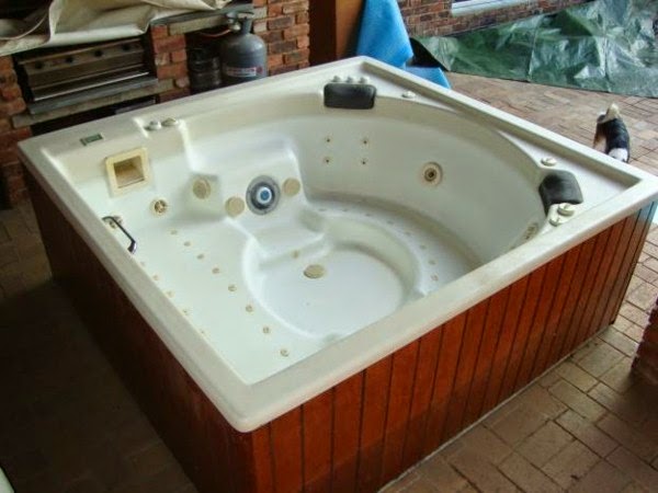 Portable hot tub super models