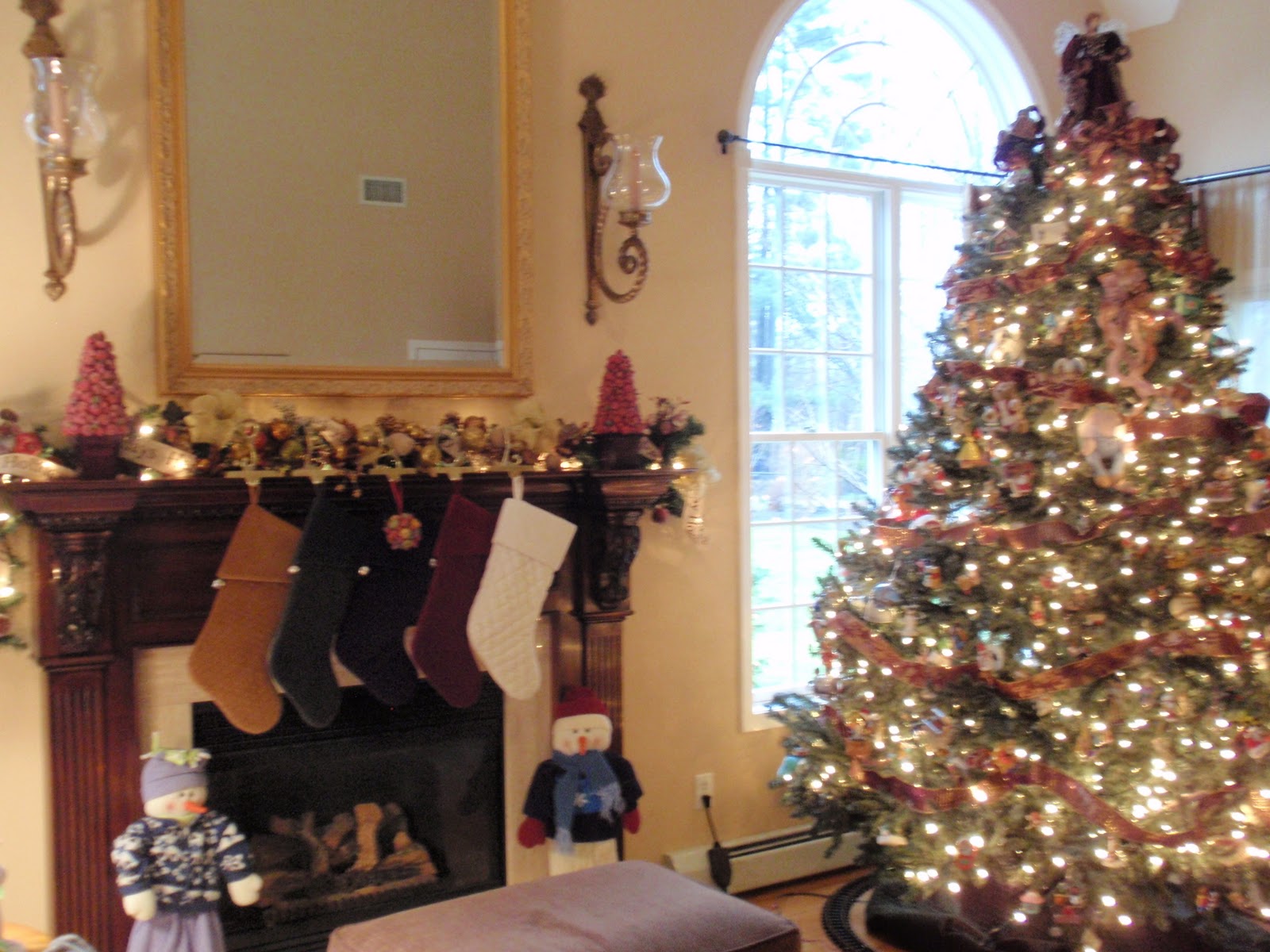 DIY by Design: Christmas Home Tour 2011