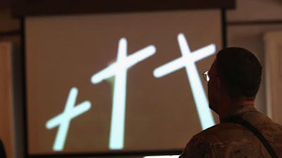 Pendeta Militer Dikecam Karena Membagikan Buku John Piper, 'Coronavirus and Christ'