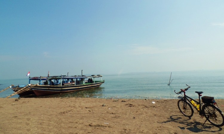 10 Wisata Pantai di Tangerang yang Paling Hits 10 Wisata Pantai di Tangerang yang Paling Hits