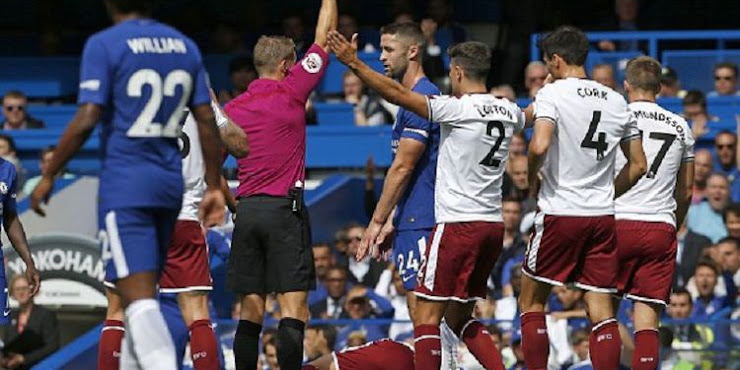 2 Kartu Merah Warnai Kekalahan Chelsea Atas Brunley