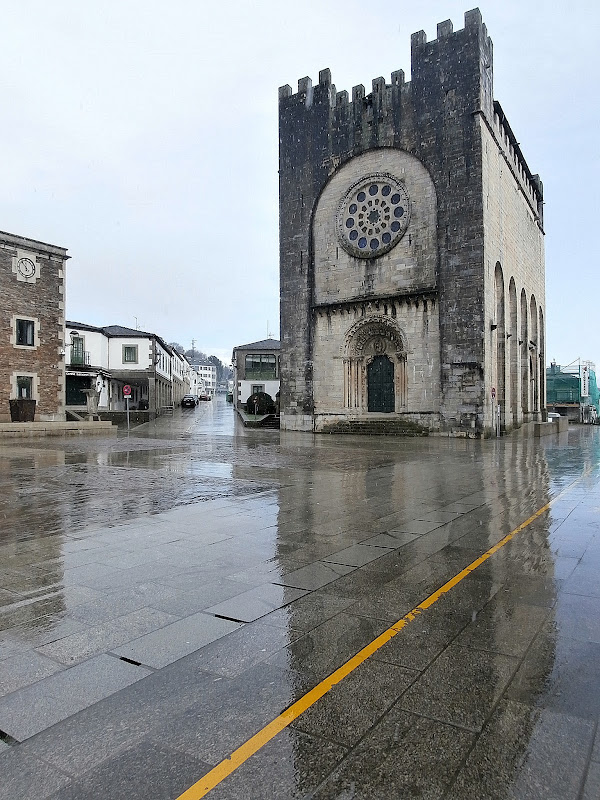 1000 Lugares en Galicia: Camino de Santiago. Iglesia Románica de San Juan de  Portomarín. Parte 1: Exterior, Fachadas.