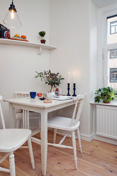 6 Beautiful Small Kitchen Table Ideas - Dream House